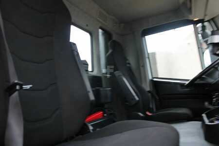 Truck 2017 Iveco Stralis 400 + PM SERIE 13 4X HYDROLIC + EURO 6 + REMOTE (12)