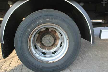 Camion
 2012 DAF LF 45 .210 + EURO 5 + LIFT + 6.38METER (15)