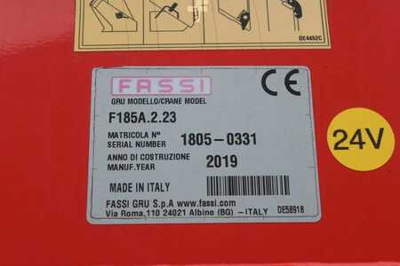 Kamion 2018 Iveco Stralis 420 + FASSI F185A.2.23 + 6X2 + REMOTE (11)
