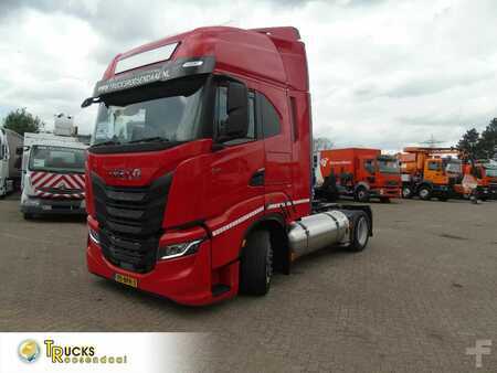 Náklaďák 2020 Iveco S-WAY 460 + LNG + 10 PIECES IN STOCK (1)