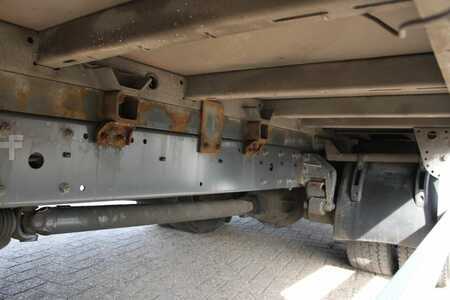 Lastbil 2016 DAF LF 210 + EURO 6 + 12T + LIFT (13)