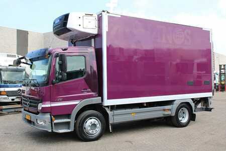 Náklaďák 2010 Mercedes-Benz Atego 1222 + carrier + lift + EURO 5 (8)