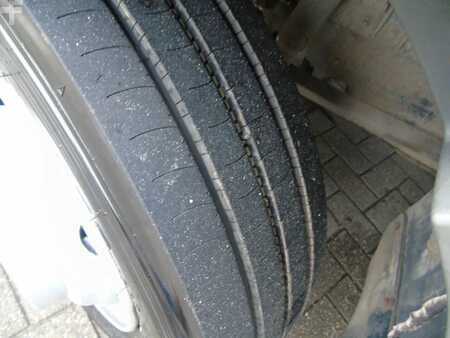 Náklaďák 2007 Iveco Eurocargo 75 E 180 GLASWAGEN (8)