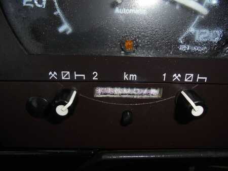 Mercedes-Benz SK 1735 Manual + ATLAS Crane + low KM + Euro 2 manuel pump