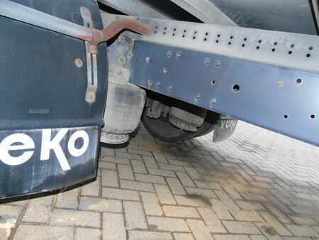 Náklaďák 2009 Iveco Eurocargo 120E22 + EURO 5 + 5.80 METER BOX (19)