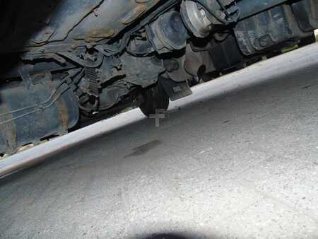 Náklaďák 2010 Iveco Eurocargo 80E180 + manual (17)