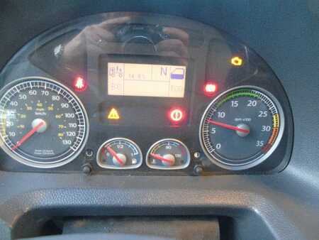 Náklaďák 2010 Iveco Eurocargo 80E180 + manual (19)