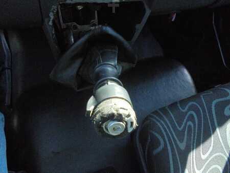 Kamion 2011 Iveco EuroCargo 120E25 + Euro 5 + Palfiinger Lift + Manual (15)