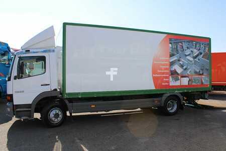 Náklaďák 2001 Mercedes-Benz Atego 1223 + euro 2 + lift + MANUAL (7)