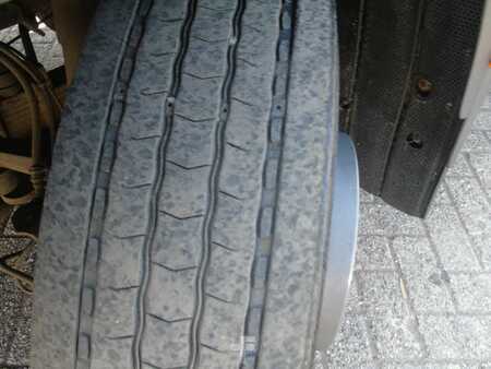 Náklaďák 2011 Iveco ML 75 E18 + MANUAL + EURO 5 (14)
