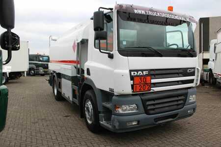 Lastbil 2004 DAF CF 85.430 + PUMP/METERS + 4 COMPART / 15.000 LITER + COMPLETE SY (2)