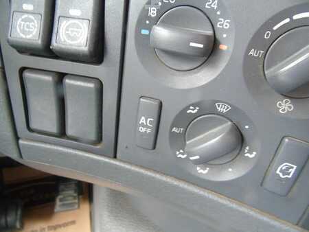 Volvo FH 440 + HIAB 422 E-7 + 8X4 + PERFECT CONDITION