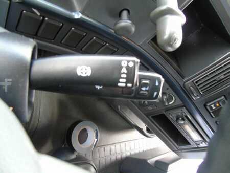 Truck 2012 Volvo FH 460 + XL CABINE + EURO 5 + 6x IN STOCK (15)