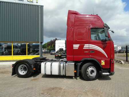 Truck 2012 Volvo FH 460 + XL CABINE + EURO 5 + 6x IN STOCK (3)