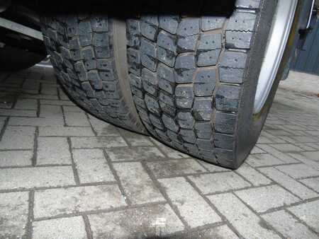 Kamion 2013 Volvo FE 260 + THERMO KING + DHOLLANDIA LOADLIFT (13)