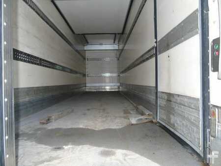 Kamion 2013 Volvo FE 260 + THERMO KING + DHOLLANDIA LOADLIFT (15)