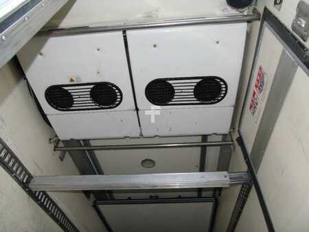 Kamion 2013 Volvo FE 260 + THERMO KING + DHOLLANDIA LOADLIFT (17)