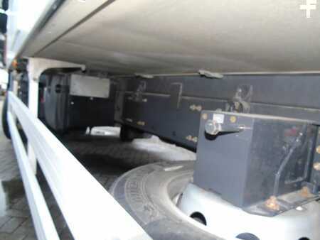 Kamion 2013 Volvo FE 260 + THERMO KING + DHOLLANDIA LOADLIFT (9)