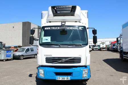 Lastkraftwagen 2013 Volvo FL 240 + carrier + ATP + 16T + lift + MANUAL (3)