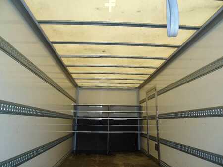 Náklaďák 2017 Iveco Eurocargo 75E190 + lift + 3p + EURO 6 (11)