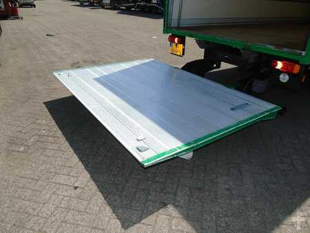 Náklaďák 2017 Iveco Eurocargo 75E190 + lift + 3p + EURO 6 (13)