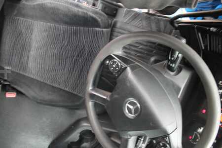 Camion 2012 Mercedes-Benz Antos 360 + euro 6 + lift (18)