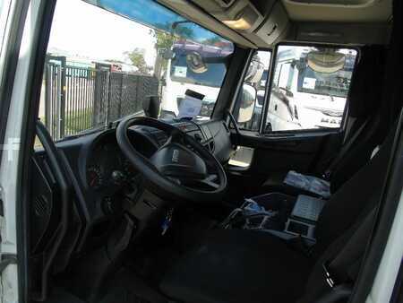 Lastbil 2019 Iveco Eurocargo 120E25 + EURO 6 + 196.000KM! (17)