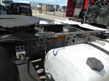 Truck 2011 Volvo FH 460 + XL CABINE + MANUAL + EURO 5 + 6x IN STOCK (16)
