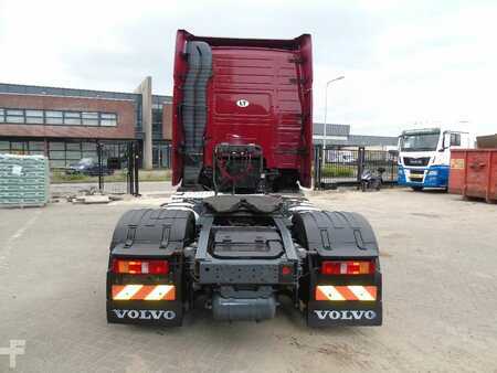 Truck 2011 Volvo FH 460 + XL CAB + EURO 5 + manual + 6x IN STOCK (4)