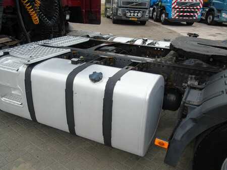 Truck 2012 Volvo FH 460 + XL CAB + MANUAL + EURO 5 (19)