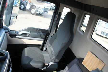Kamion 2018 MAN TGS 28.460 + 20t + 6x2 + EURO 6 (11)