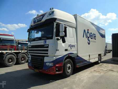 Camión 2009 DAF XF 105 .460 + MANUAL + EURO 5 (7)