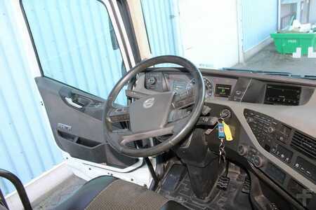 Kamion
 2018 Volvo FH 16. 750 + 6x4 150 tons + retarder + EURO 6 (11)