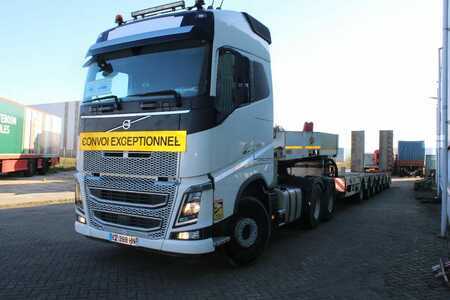 Kamion
 2018 Volvo FH 16. 750 + 6x4 150 tons + retarder + EURO 6 (3)