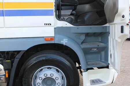 Lastbil 2011 DAF XF 105.460 + euro 5 + ssc + RETARDER (9)