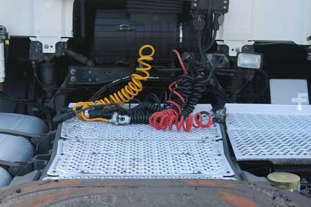 Lastkraftwagen 2012 DAF CF 85.360 + EURO 5 + SPOILERS (12)