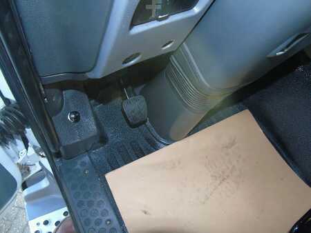 Ciężarówka 2006 Mercedes-Benz Axor 1843 + EPS 3 PEDALS (6)