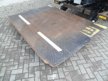 Camion 2014 Mercedes-Benz Axor 1829 + CARRIER SUPRA 950 + LIFT + ATP + EURO 5 (10)