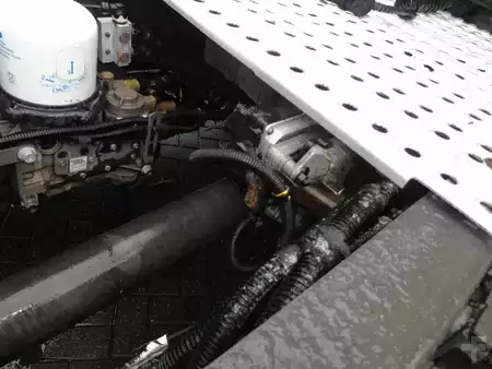 Kuorma-auto 2013 Volvo FH 12.420 + EURO 5 EEV + SPOILER (17)