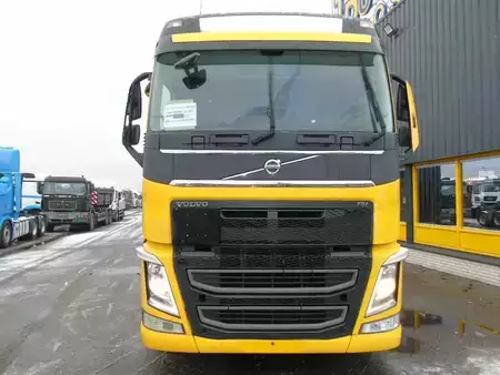 Kuorma-auto 2013 Volvo FH 12.420 + EURO 5 EEV + SPOILER (2)