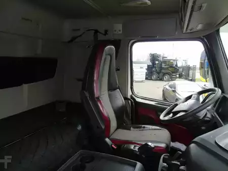 Kuorma-auto 2017 Volvo FMX 500 + 4x4 + HMF 4020 4x + JIB 4x 30 METER + REMOTE (20)