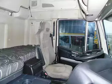 Camion 2019 Iveco Stralis 420 + EURO 6 + SPOILER (11)