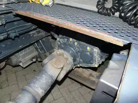 Camion 2019 Iveco Stralis 420 + EURO 6 + SPOILER (20)