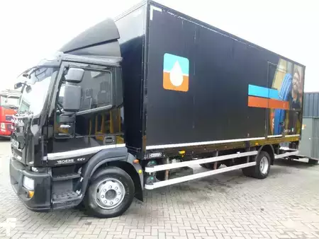 Náklaďák 2012 Iveco Eurocargo 150E25 + lift + euro 5 EEV + 3P (4)