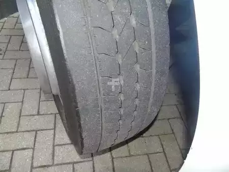 Camion 2018 Iveco Stralis 460 + EURO 6 + PERFECT TRUCK (15)