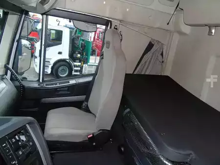 Camion 2018 Iveco Stralis 460 + EURO 6 + PERFECT TRUCK (8)
