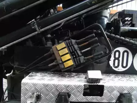 Náklaďák 2014 Renault Kerax 460DXI + HIAB 166 HIDUO + 6X4 + EURO 5 + REMOTE (9)