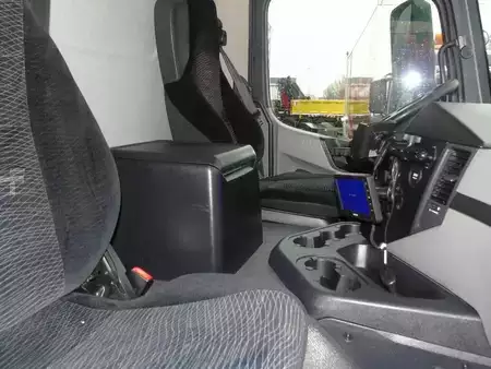 Camión 2014 Mercedes-Benz Antos 1924 + EURO 6 + LIFT + KONVEKTA ELECTRIC SOLAR (12)