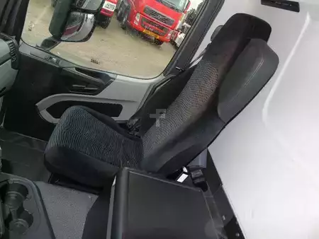 Camión 2014 Mercedes-Benz Antos 1924 + EURO 6 + LIFT + KONVEKTA ELECTRIC SOLAR (17)