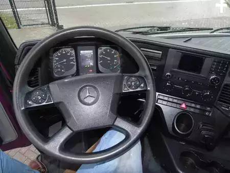 Camión 2014 Mercedes-Benz Antos 1924 + EURO 6 + LIFT + KONVEKTA ELECTRIC SOLAR (18)
